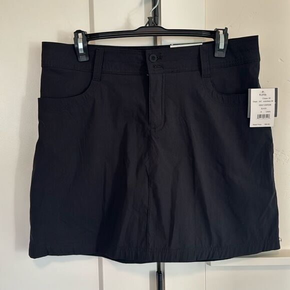 Eddie Bauer Black Skirt Bermuda Skort Stretch Slightly Curvy Regular Size 8 NWT - Picture 1 of 12